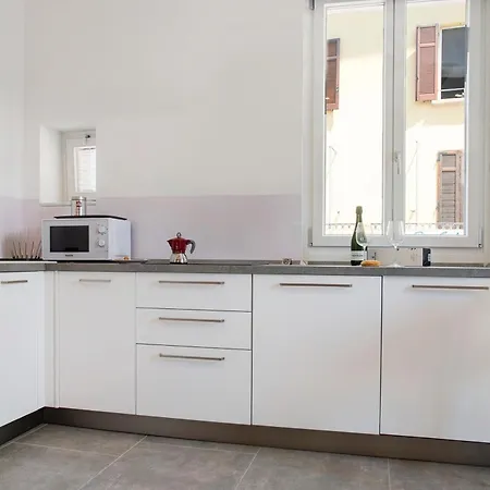 Apartament Labiena 12 Maggiore